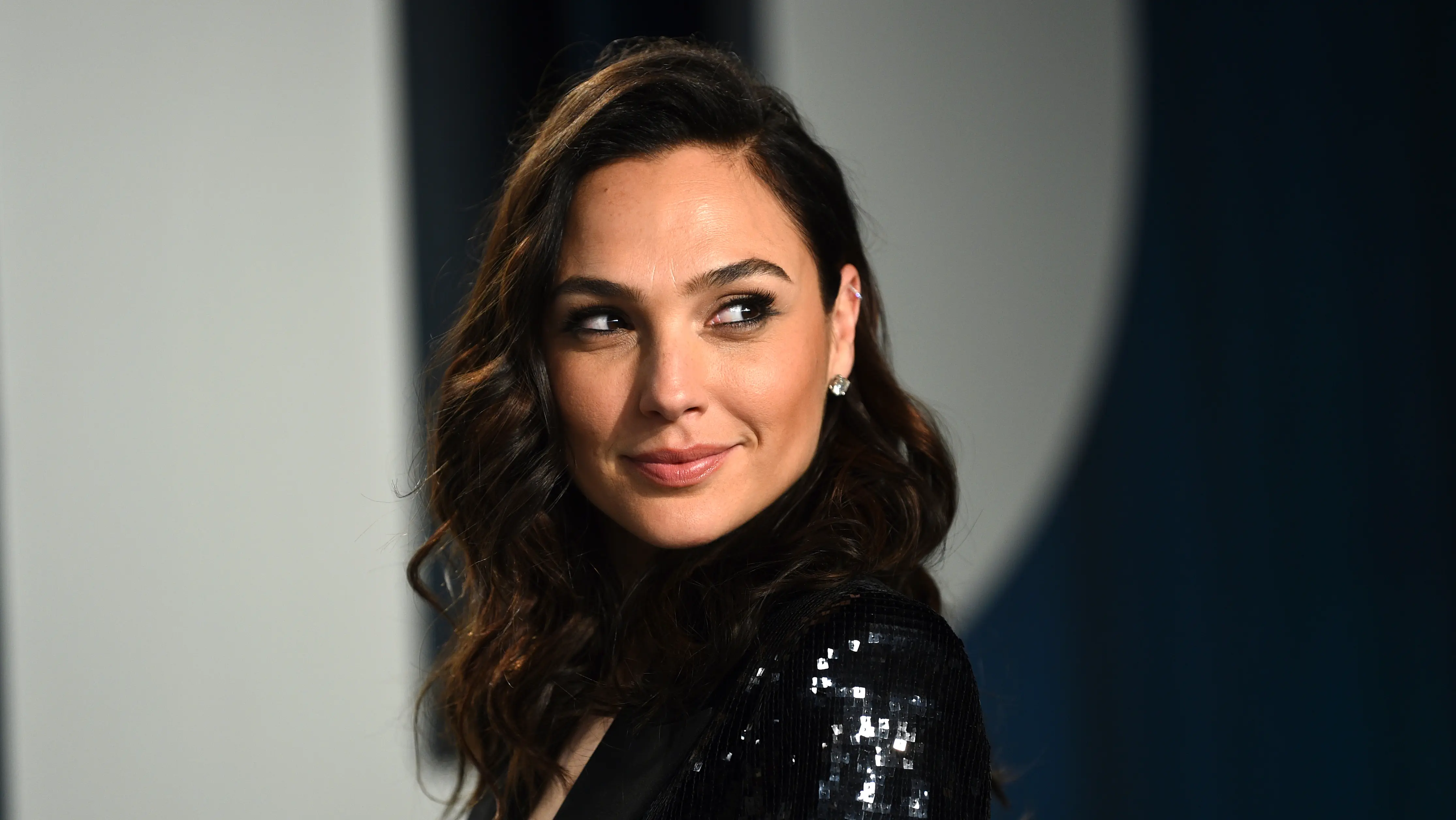 TRT World - Kuwait bans mystery thriller film starring Israeli actress Gal Gadot