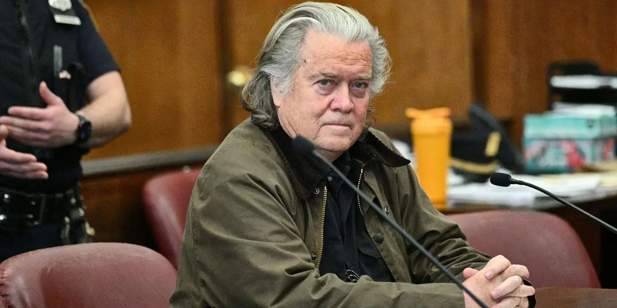 Steve Bannon exposed as secret player in White House 'extortion' scheme in new filings